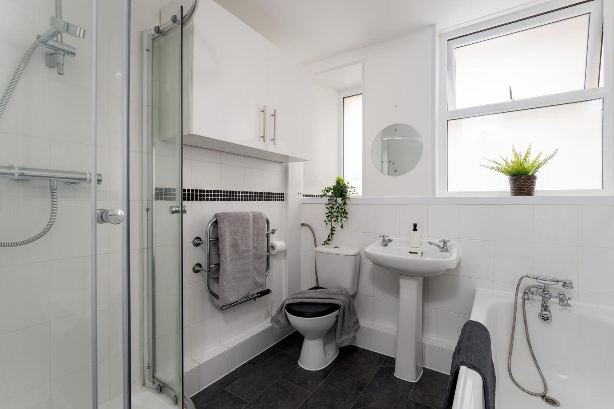 Near Beach, Torquay Heights Modern Apartments, Pet Friendly חדר תמונה